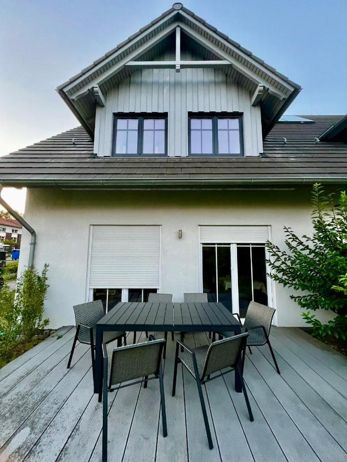Luxurioese Doppelhaushaelfte Am Gruenen Rande Von Hamburg Appartement Oststeinbek Buitenkant foto